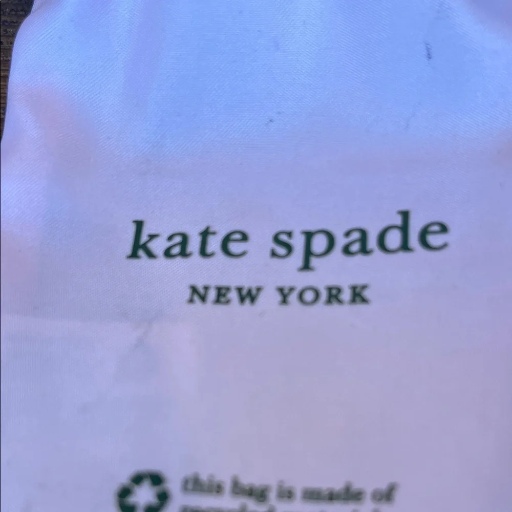 NWOT Never Worn! Kate Spade Spot the Spade Open Hinge Bangle
